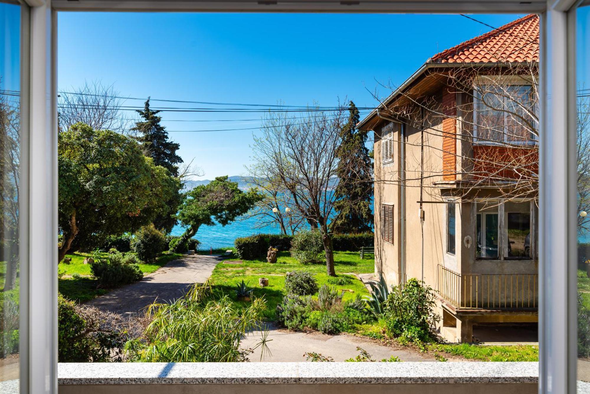 Ferienwohnung Kolovare Garden Oasis - First Row By Sea Zadar Exterior foto